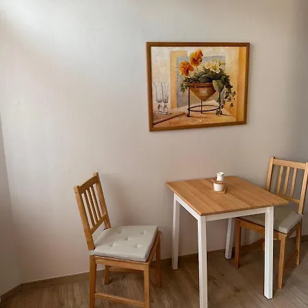 Appartement Small In Happing *